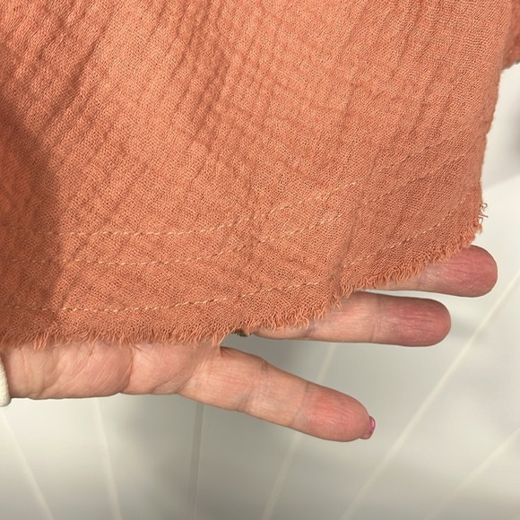 Pink Lily Womens Shirt L Rust Long Sleeves Button Up Raw Seams Pocket Cotton EUC - Picture 7 of 14